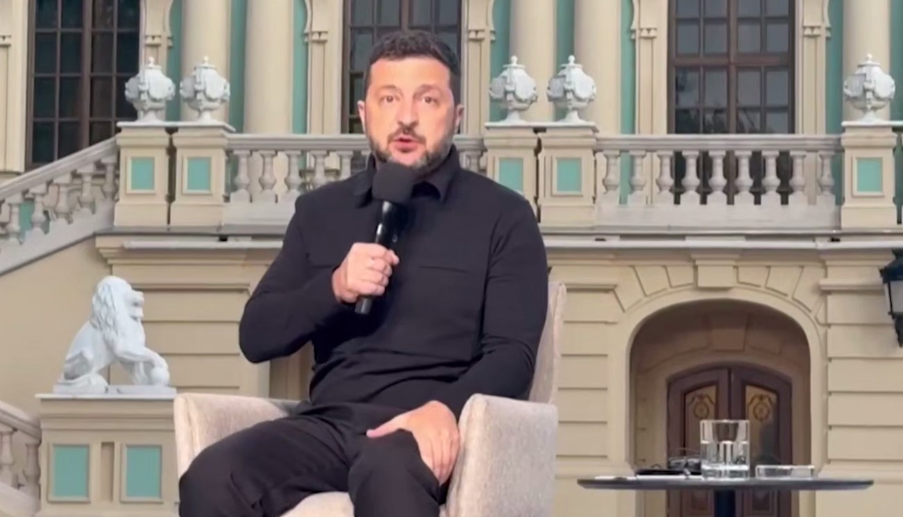 Дипломатія як «план А» та перехоплювачі БпЛА як «план Б»: Зеленський про нову тактику РФ і відповідь України